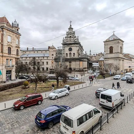 Soborniy Vandrerhjem Lviv